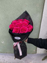 Încarcă imaginea în vizualizatorul Galerie, Buchet "Love in Madrid"