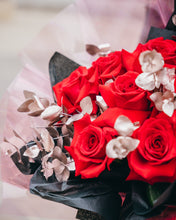 Încarcă imaginea în vizualizatorul Galerie, Buchet 'Love in New York'
